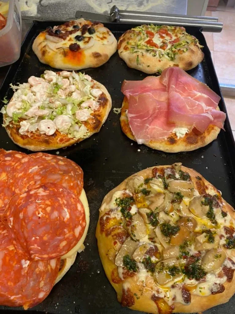 Pizzeria Ai' Giardini via Cantiano n 56_Corcolle_slider_image_3