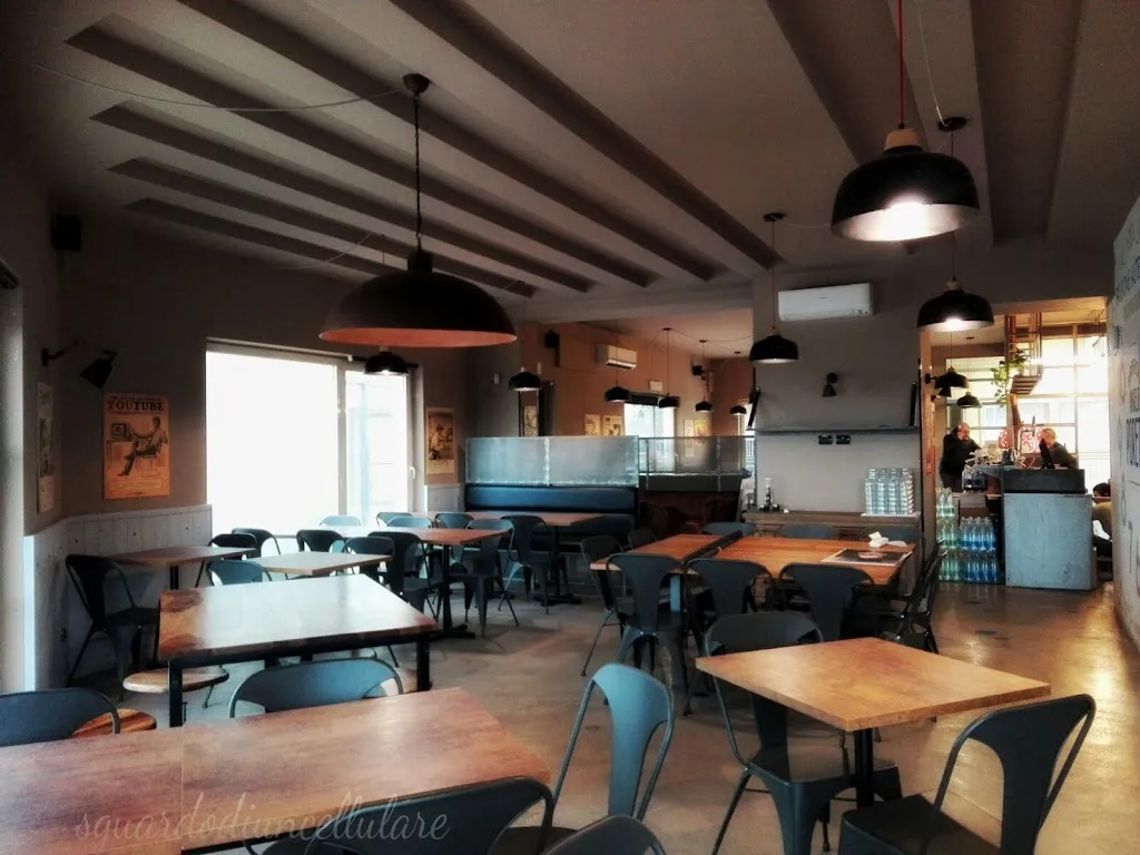 The Village restaurant in Corcolle