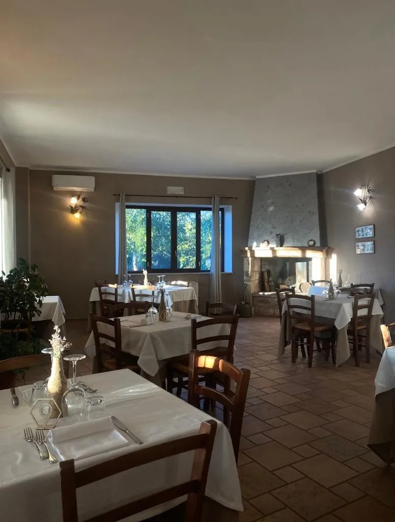 Ristorante pizzeria - La Foresteria _Cottanello_slider_image_1