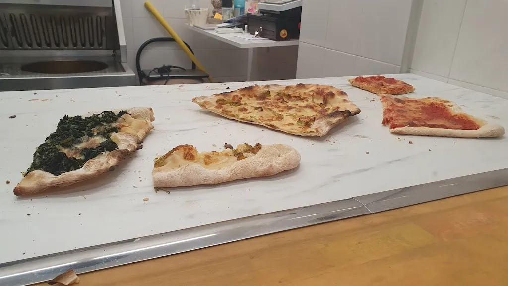 SCRONCH CHIPS & FRIES_Colleferro_slider_image_3