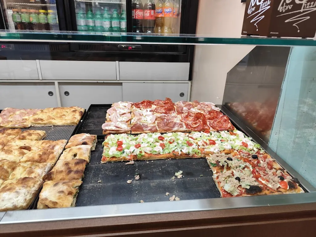 Pizzeria Metro Pizza restaurant in Colleferro