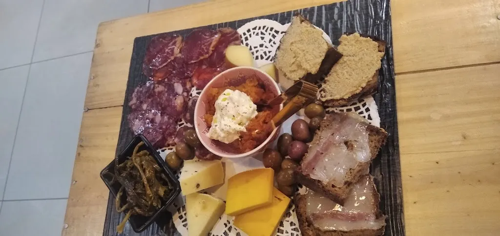 Emiliano Cupellaro_Il Punto Enoteca Wine & Food_Colleferro_review