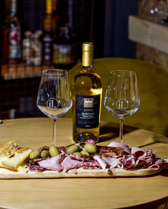 Il Punto Enoteca Wine & Food_Colleferro_slider_image_2