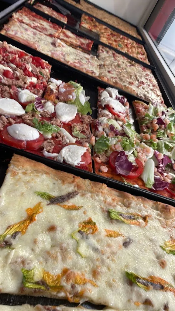 Pizzeria Corrado / Mercato coperto - Colleferro_Colleferro_slider_image_2