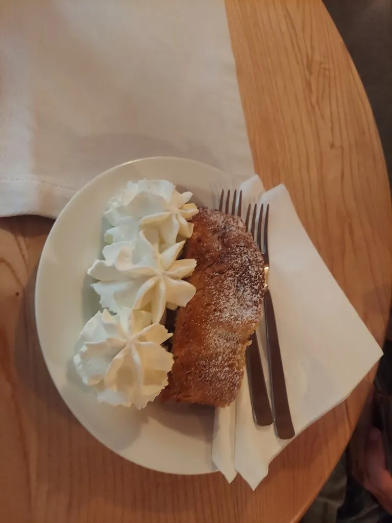 Esthee Wong_Stüa dal Tê RAETIA_Corvaro_review