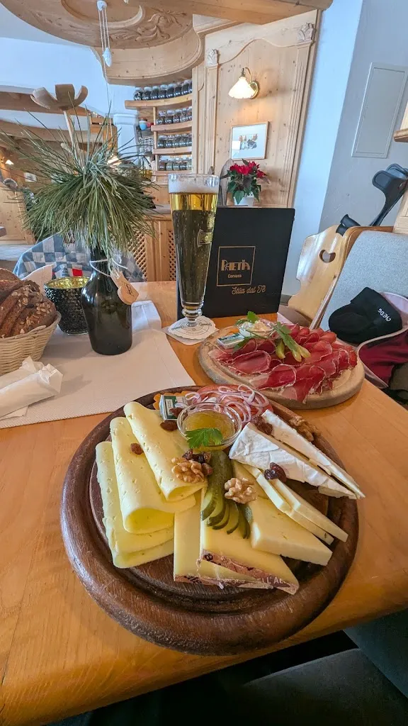 Stüa dal Tê RAETIA_Corvaro_slider_image_3