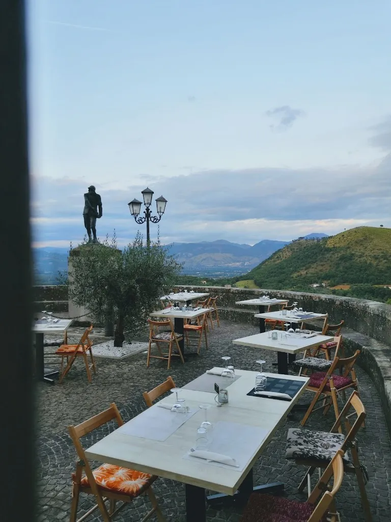 Bottega coquinaria restaurant in Falvaterra