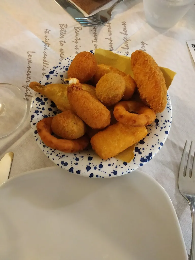 Marcello Rapiti_I Due Mondi_Fabrica di Roma_review