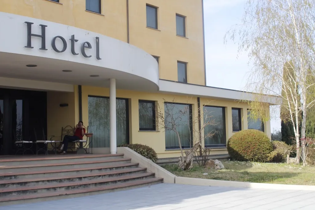 Aldero Ristorante e Pizzeria_Fabrica di Roma_slider_image_1