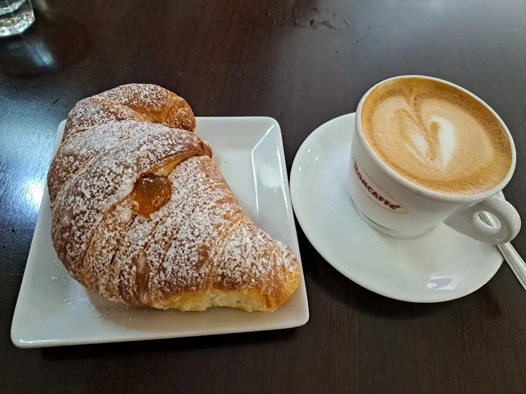 Pasticceria Caffe Marco_Fabrica di Roma_slider_image_2