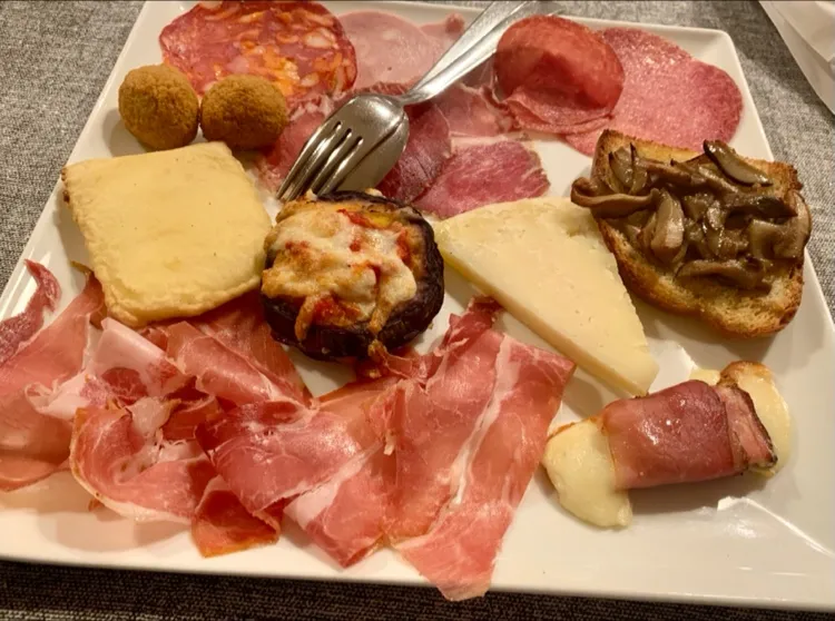 Ristorante Il Ritrovo_Torricella_slider_image_2