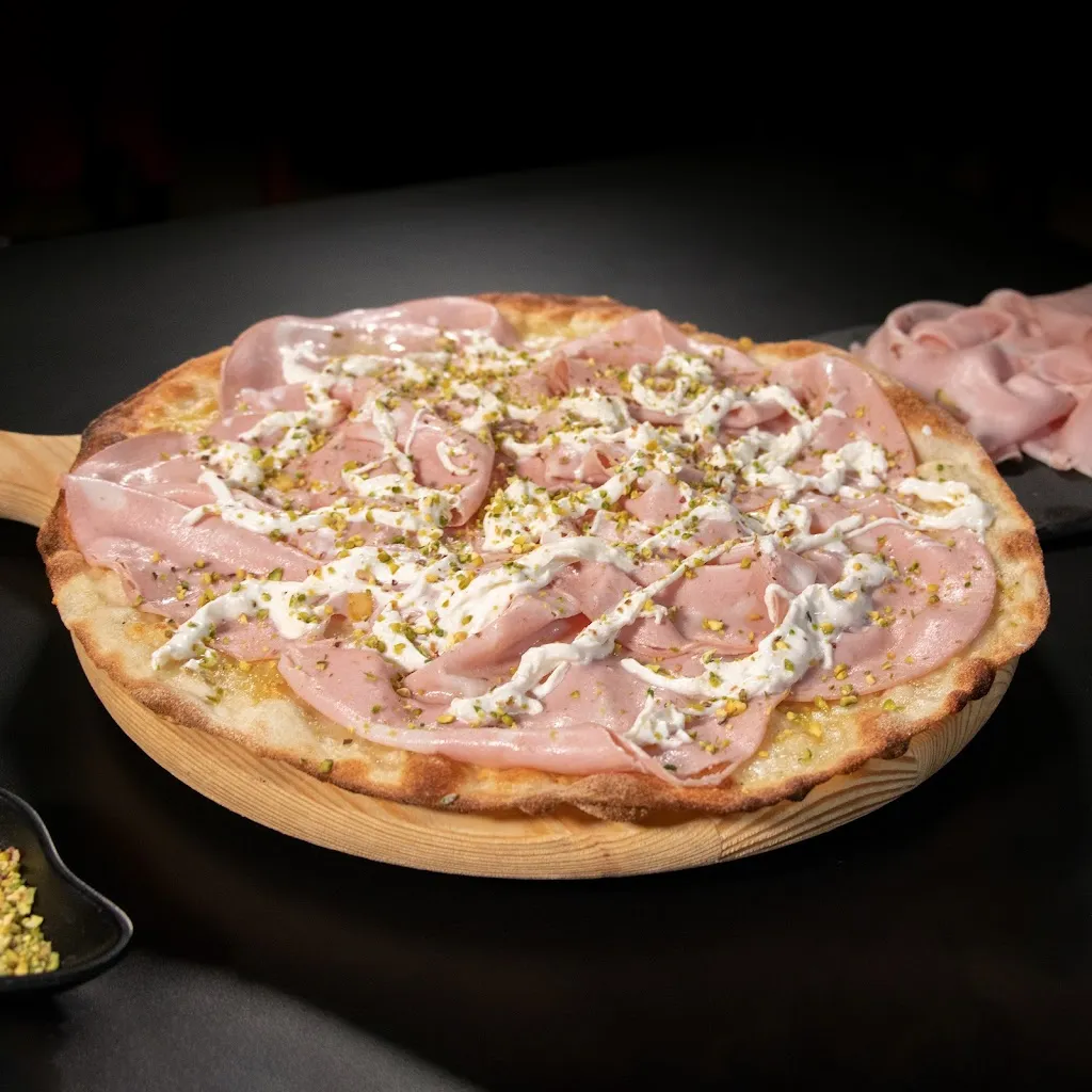 Pizzeria La Lanterna restaurant in Ferentino