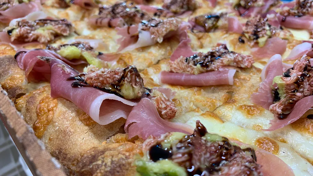 Happy Pizza Vascello_Ferentino_slider_image_2