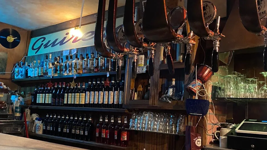 Bar Arrosticini El Guirero restaurant in Tossicia