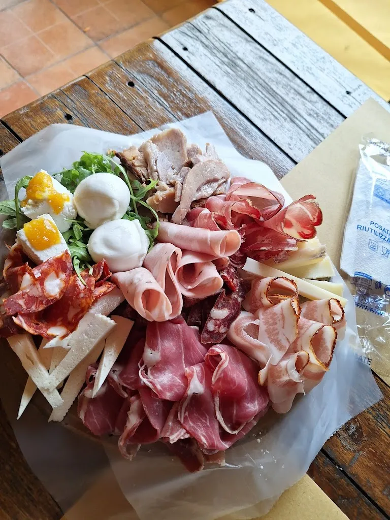 daniela cicerchia_Norcineria da Max - L’ APERIMAX_Fiuggi_review