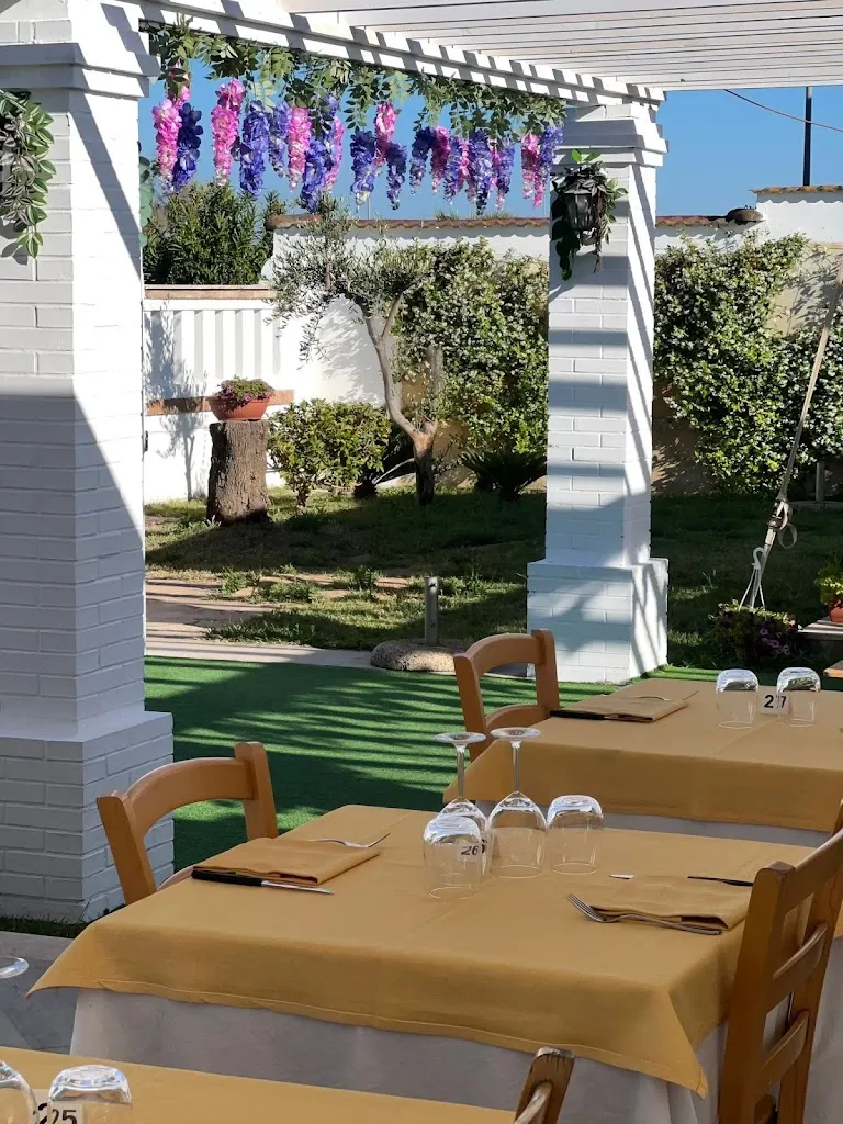 I cinque scalini restaurant in Focene