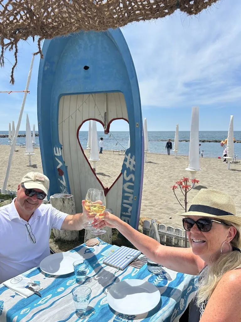 Penny Huska_Stabilimento Balneare Ristorante Arcobalenobeach_Focene_review