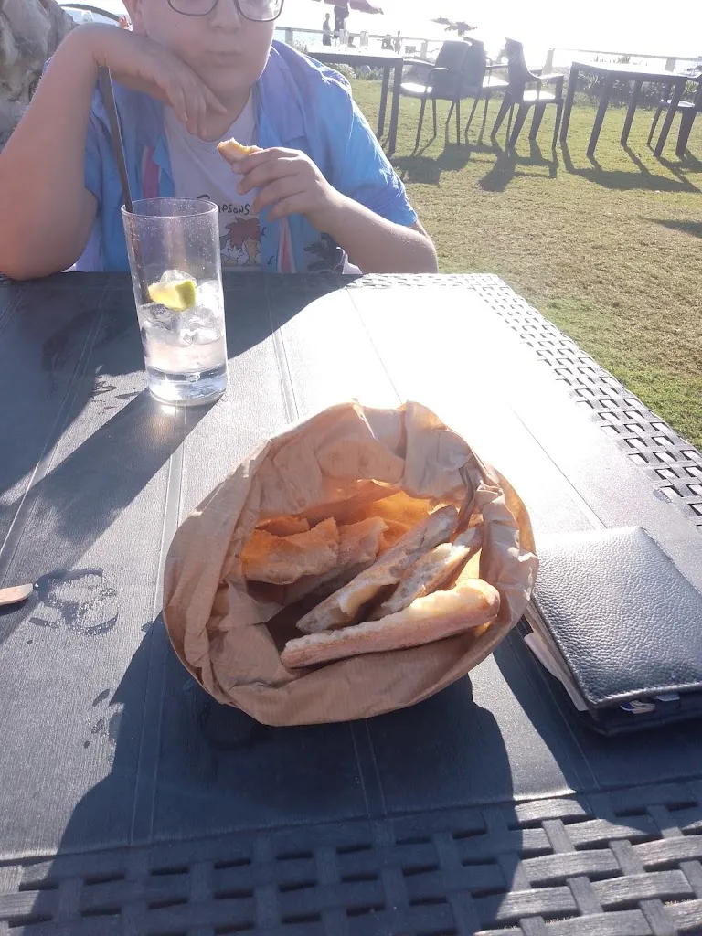 Menu_Yolo Dream Beach_Focene_image_1