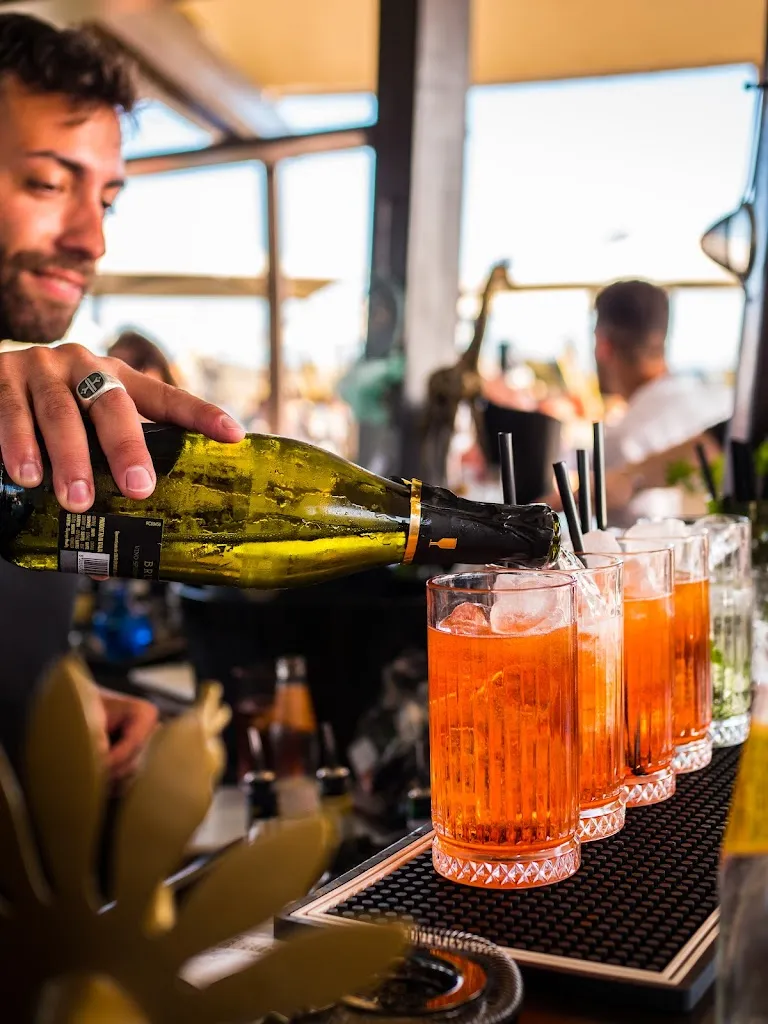 Menu_Yolo Dream Beach_Focene_image_6