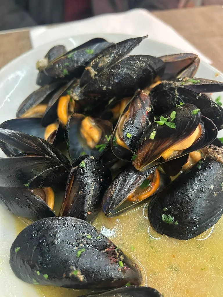 Giulio Gi_Ristorante Un Posto Al Sole Fiumicino_Fiumicino-Isola Sacra_review