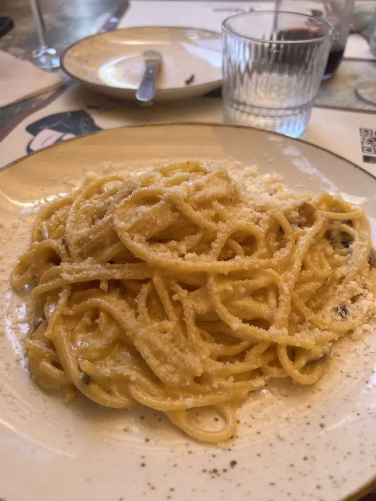 Victoria Fleitz_Trattoria Al Monte_Fiumicino-Isola Sacra_review