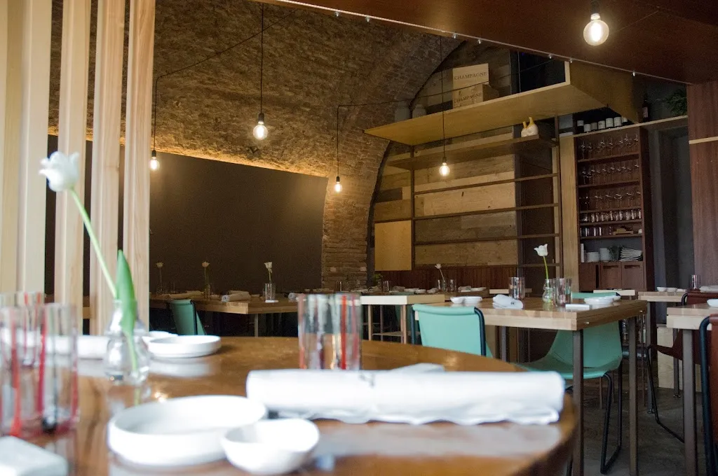 L'Osteria dell'Orologio restaurant in Fiumicino-Isola Sacra