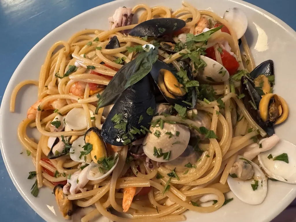 Safi Hariri_Trattoria La Scorpacciata_Fiumicino-Isola Sacra_review