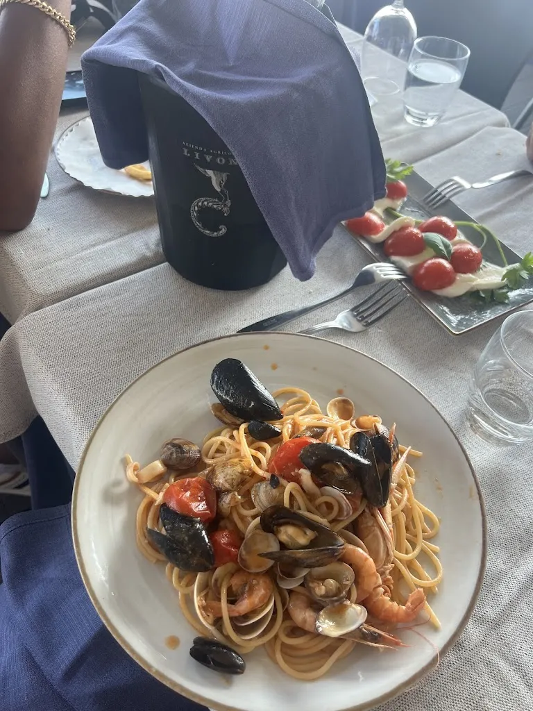 Stephanie Amparo_Ristorantino Da Giorgio_Fiumicino-Isola Sacra_review