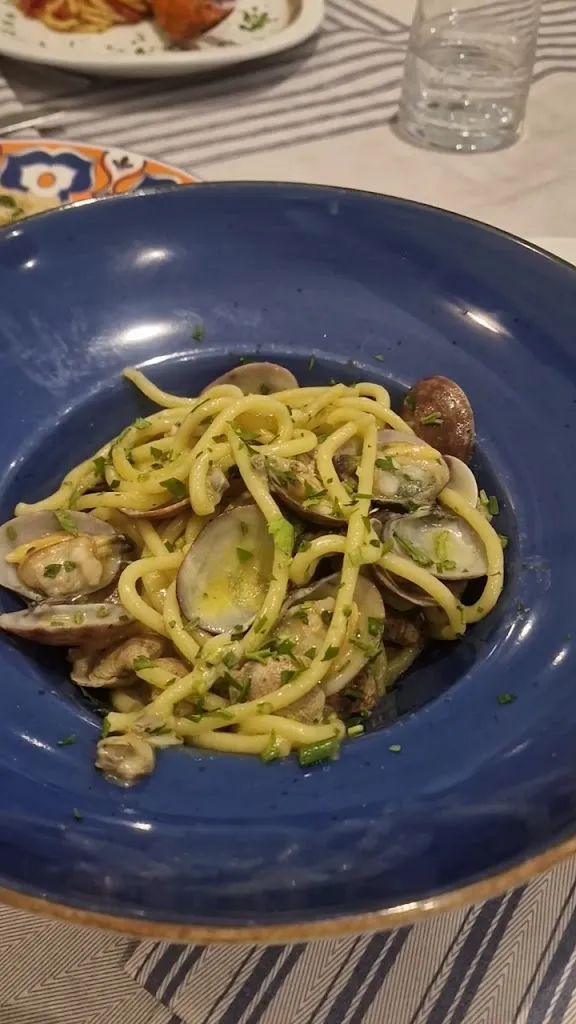 Seconda Riva_Fiumicino-Isola Sacra_slider_image_2