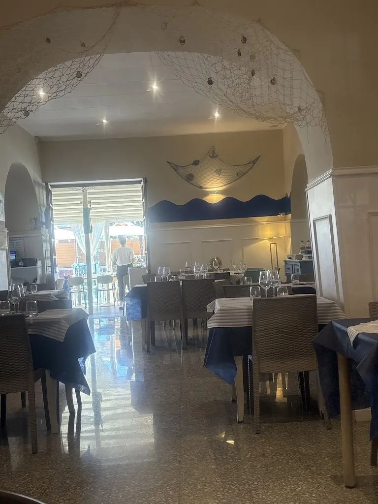 Seconda Riva_Fiumicino-Isola Sacra_slider_image_3