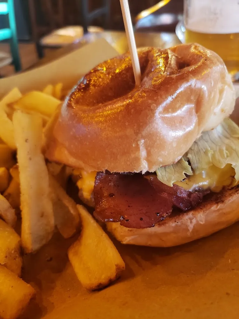 Papi 3462_The Owl Public House_Fiumicino-Isola Sacra_review