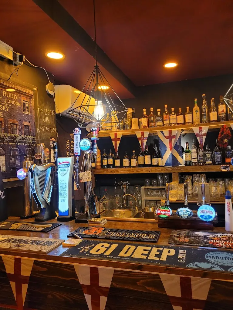 The Owl Public House_Fiumicino-Isola Sacra_slider_image_3