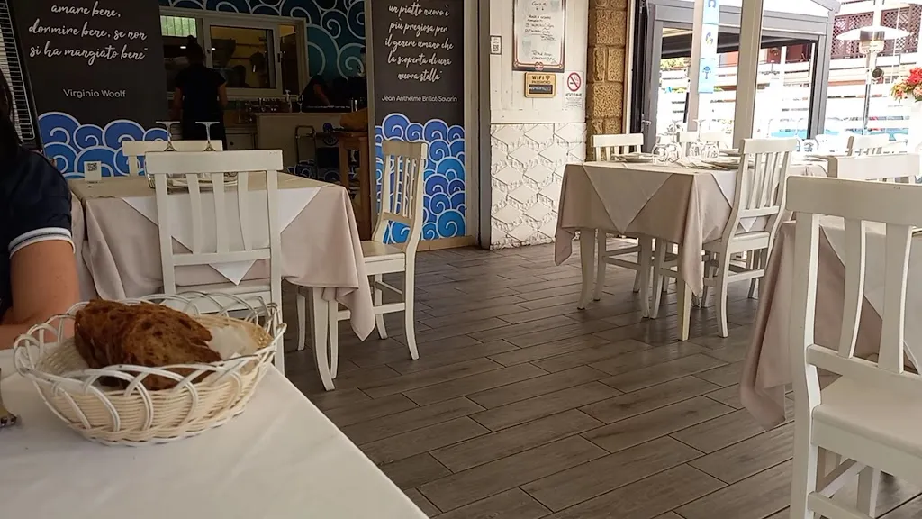 L’Angolo delle Meduse_Fiumicino-Isola Sacra_slider_image_2