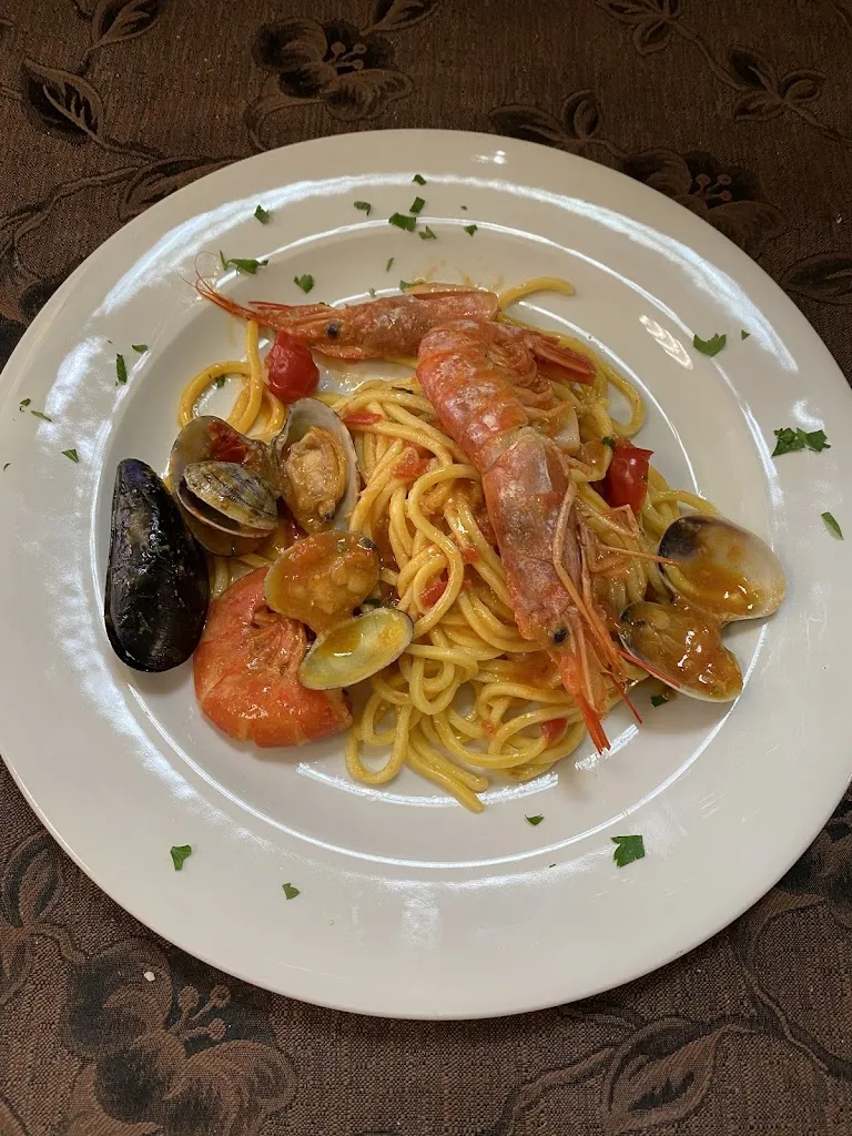 Pizzeria Trattoria Tapa_Fontechiari_slider_image_2