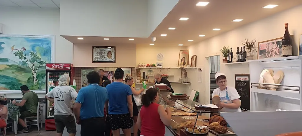 Parastoo Kia_Zanzibar_Forano_review