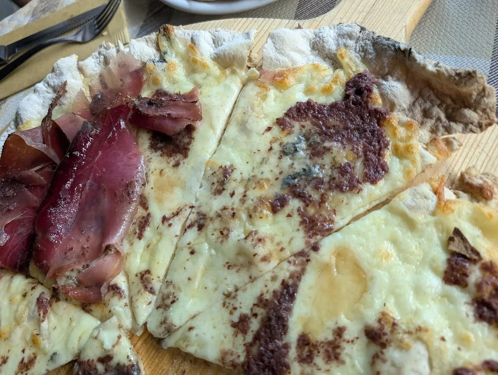 Silvi N_Trattoria Pizzeria La Zia Sally_Forano_review