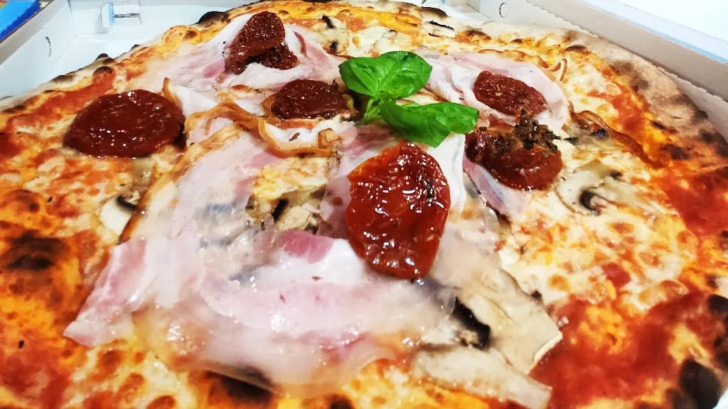 Roxy Ristorante Pizzeria_Fossignano_slider_image_2