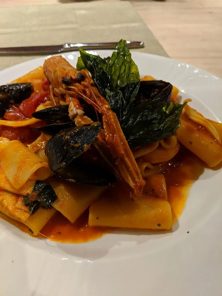 Menu_Luna rossa ristorante pizzeria_Gallinaro_image_6