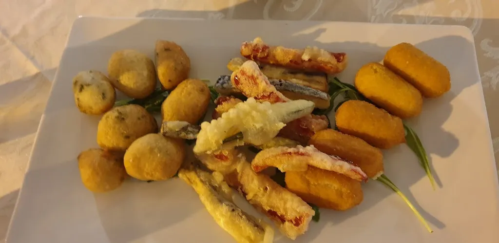 Menu_Luna rossa ristorante pizzeria_Gallinaro_image_8