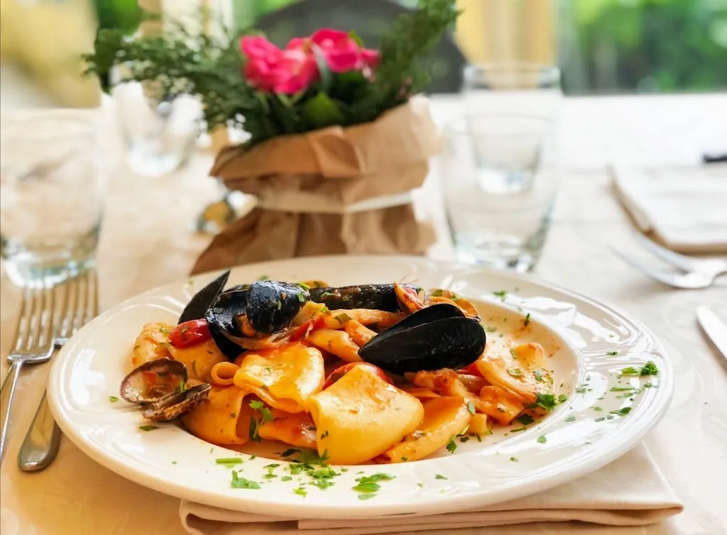 Luna rossa ristorante pizzeria_Gallinaro_slider_image_3