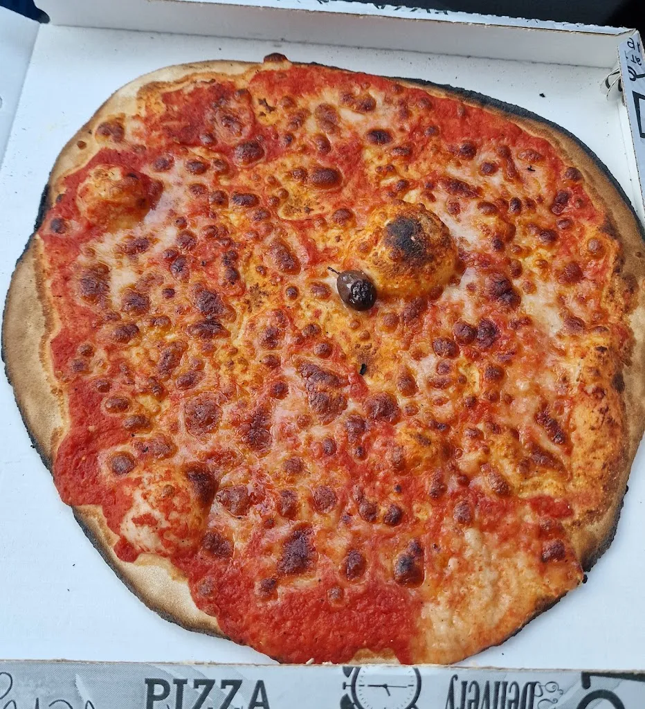 Daniele Giu_Pizzeria Valentino_Gavignano_review