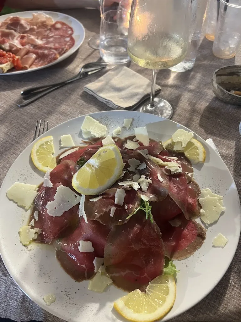Carl Larsson_Marì Ristorante Pizzeria_Formia_review
