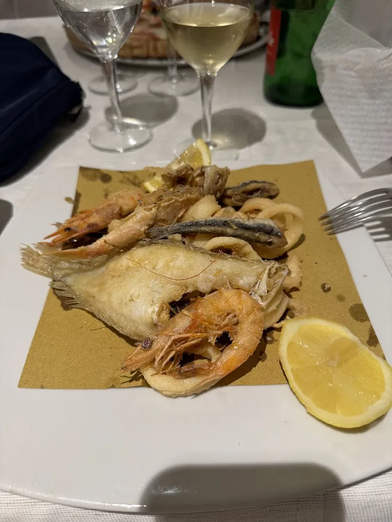 Andrew Livanos_Zi' Anna Mare Formia_Formia_recensione