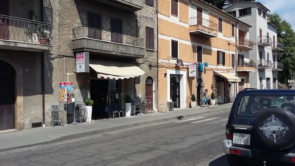 Marcel Paterno_BAR FARNESE Pizzeria Gelateria Al Naturale_Gradoli_recensione