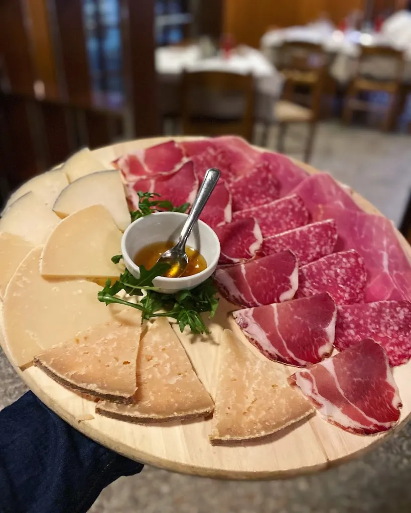 Ristorante Pizzeria Il Tucano_Vacri_slider_image_3