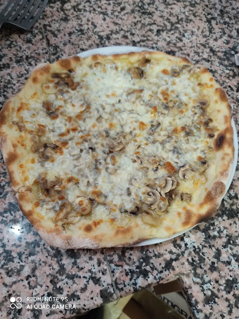 Menu_Mc Mario Pizzeria_Giuliano di Roma_immagine_6