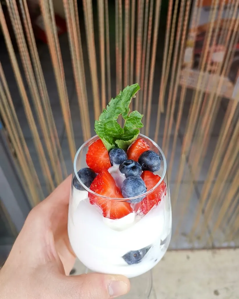 Menu_Black & White_Grotte di Castro_image_9