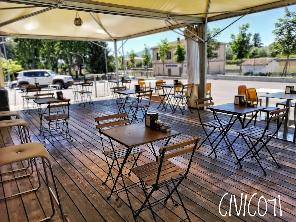 Civico 71 restaurant in Grotte Santo Stefano