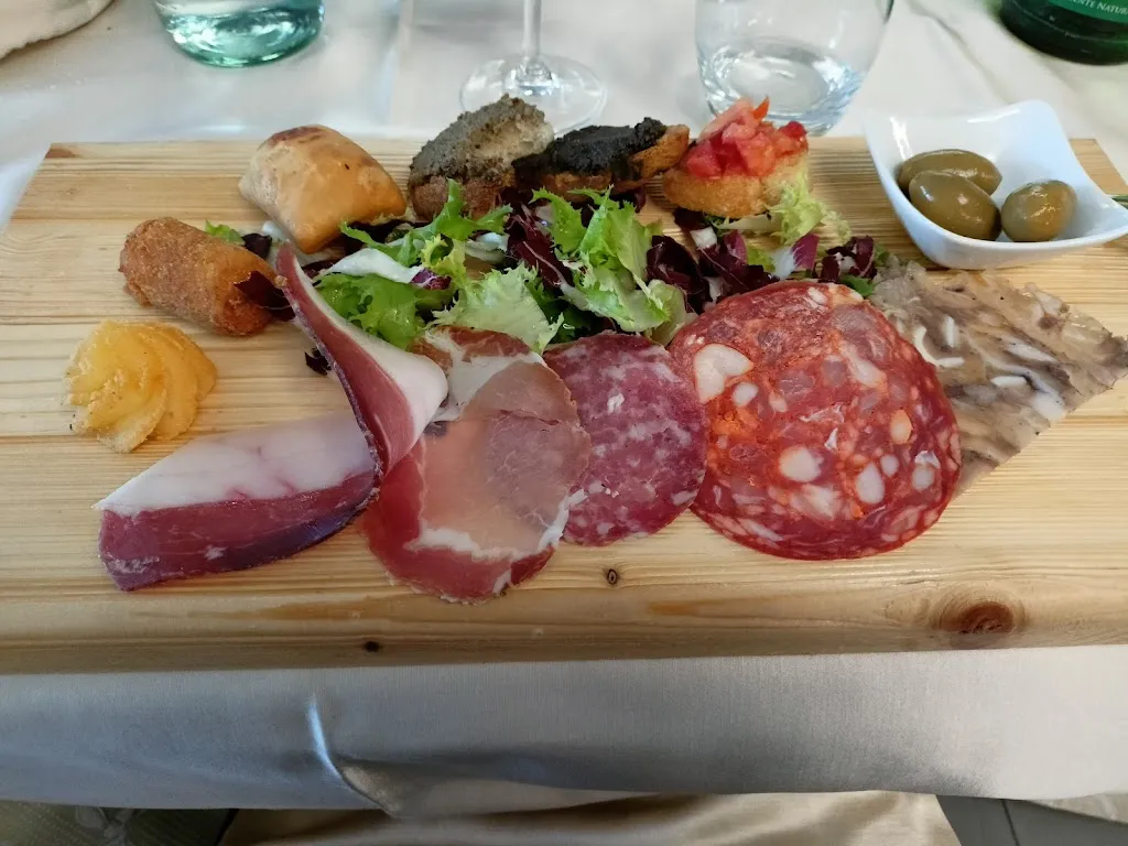 Ristorante Acquarossa_Grotte Santo Stefano_slider_image_3