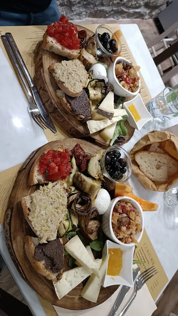 dolce essenza_Pensavo peggio osteria_Grotte Santo Stefano_review